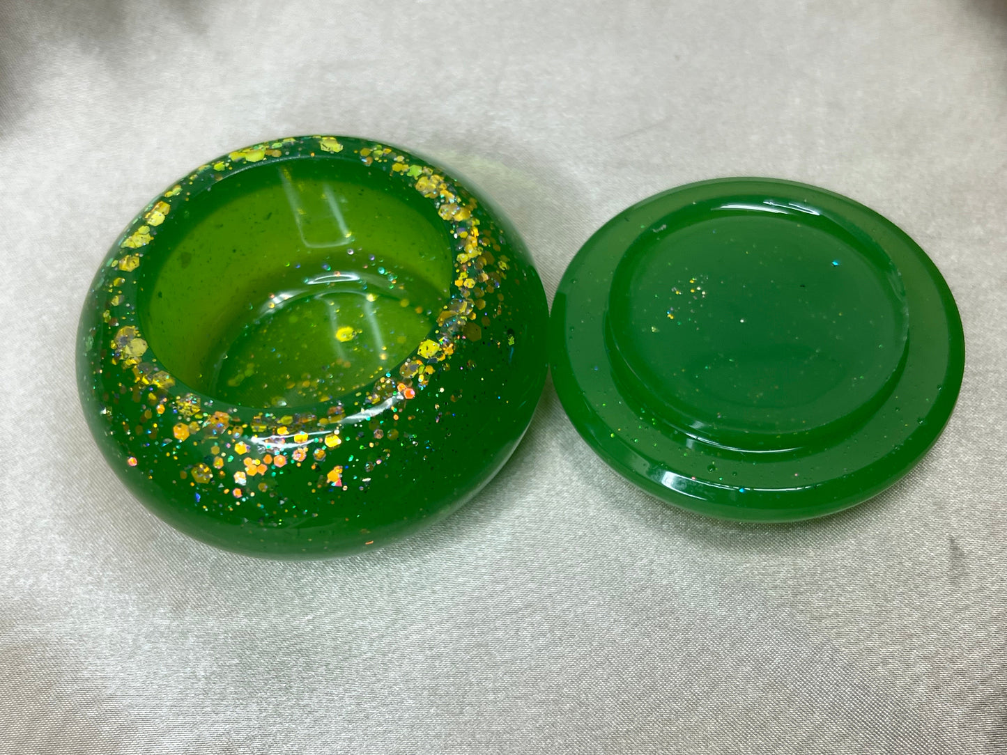 Cloverspell Trash Pot
