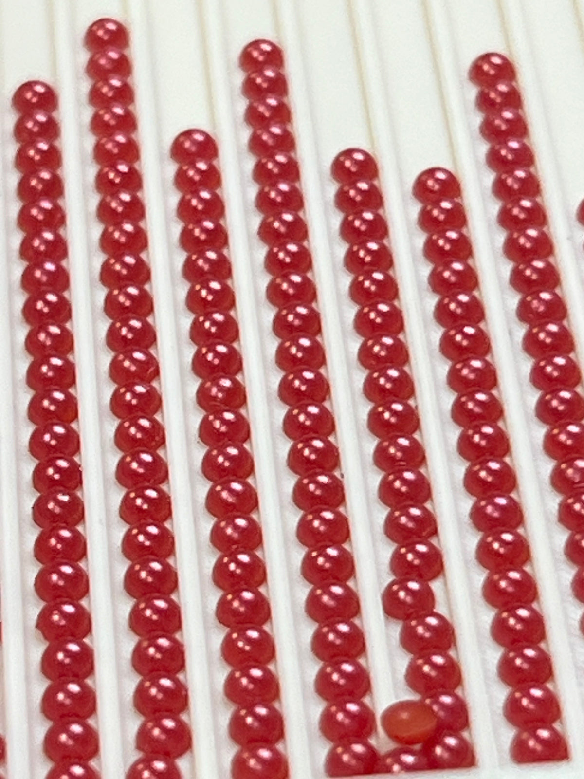 Luna Pearls – FP27 Poppy