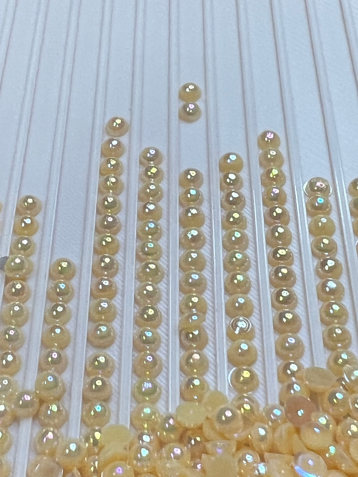 Luna Pearls AB – FA31 Buttercream Glow