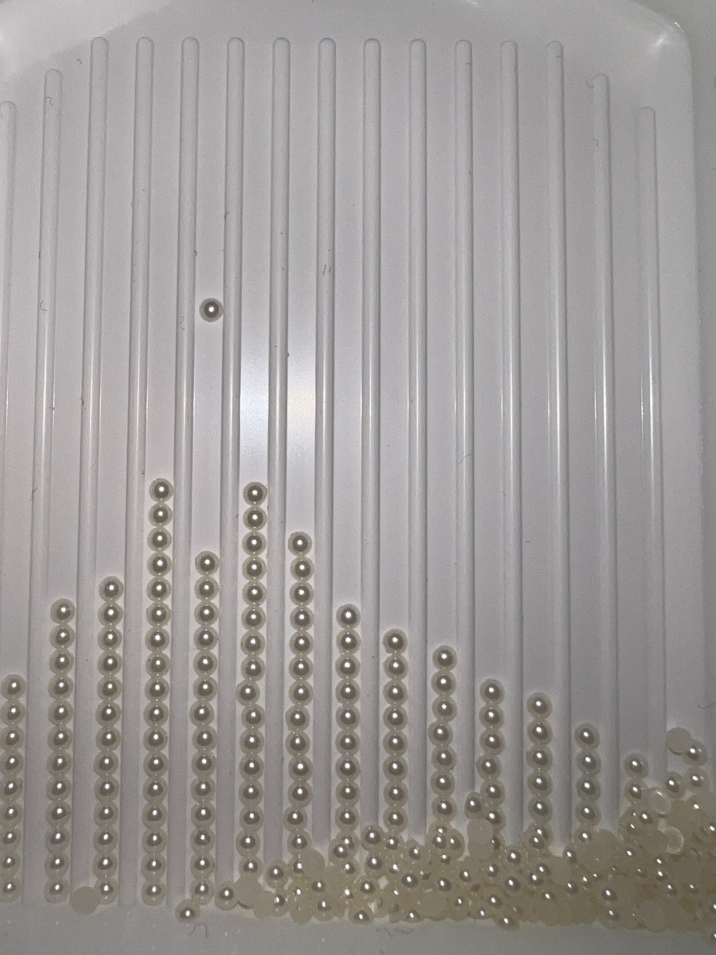 Radiant Realms: Luna Pearls