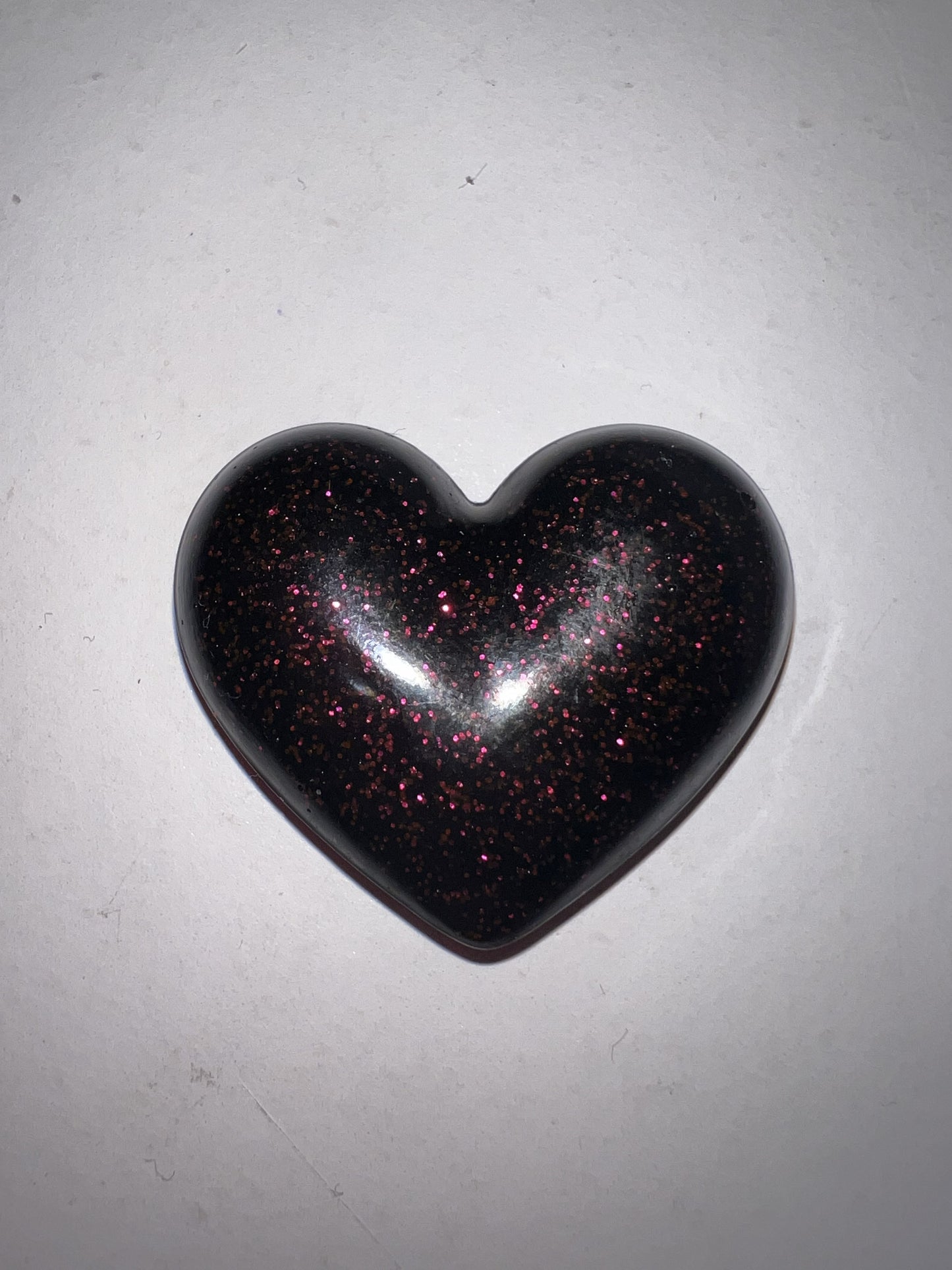 Resin Heart Cover Minder