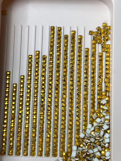 Metal Luxe Square - Regal Gold