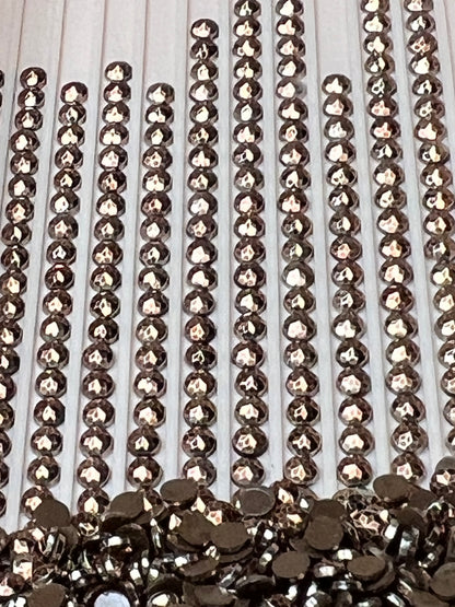 Metal Luxe Round - Champagne Gold
