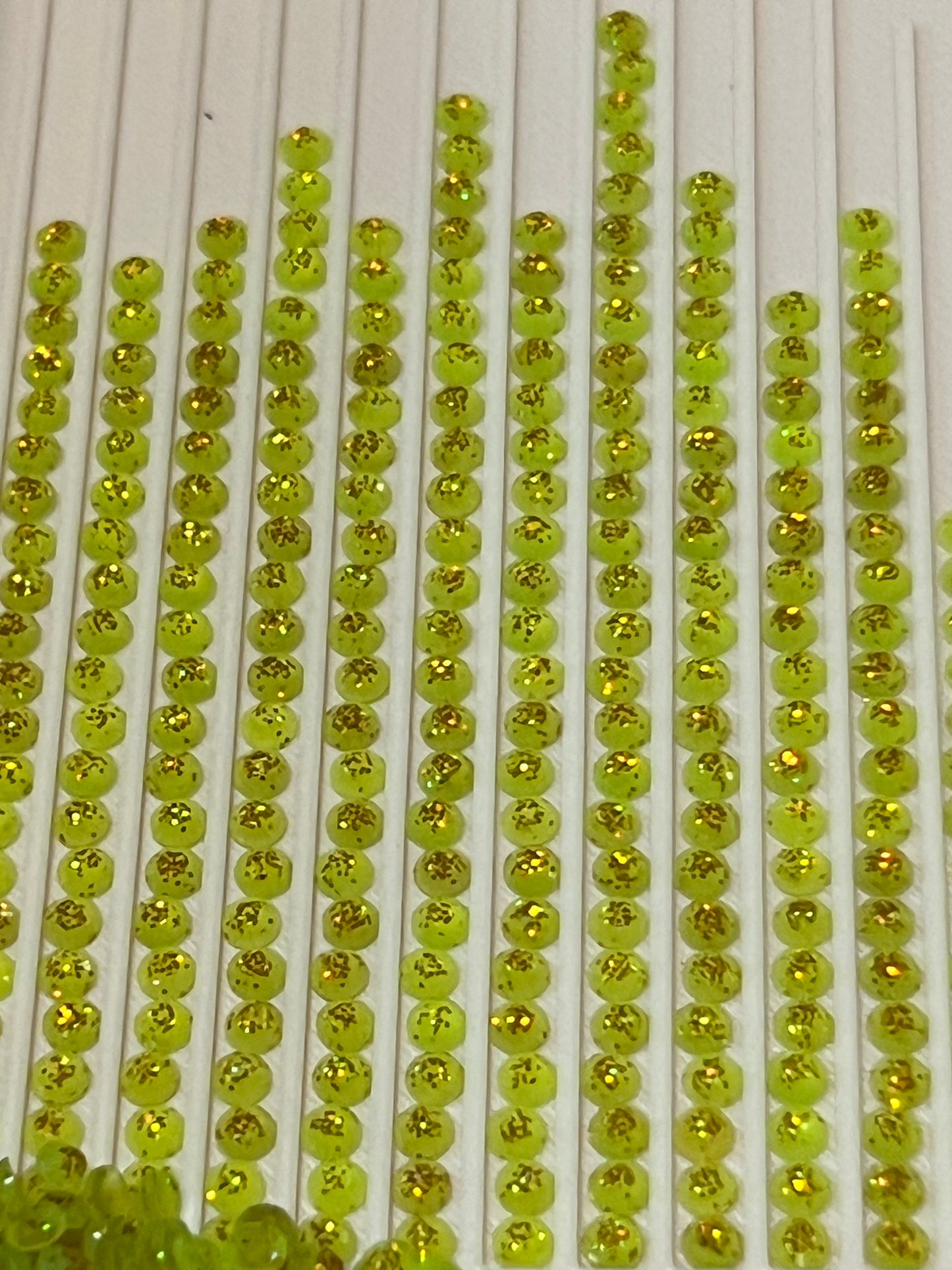 Dream Jellies XC-008 - Round - Gabby Style 💚✨