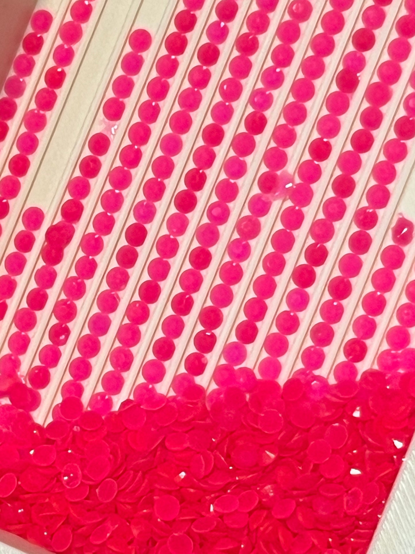 023 – Fuchsia Fever | Fireflies Rounds