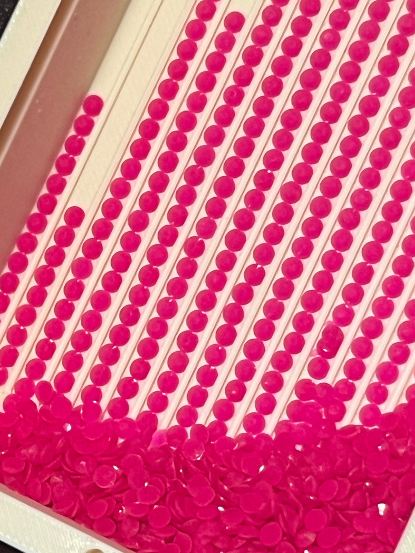 026 – Magenta Mischief | Fireflies Rounds