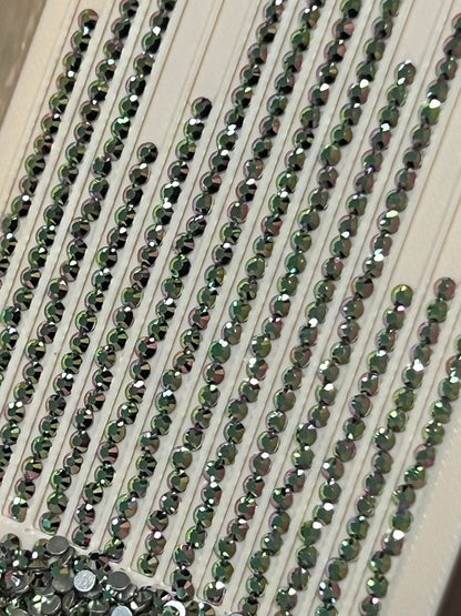 Celestial Glass: Forge – Metallic Pinkish Green