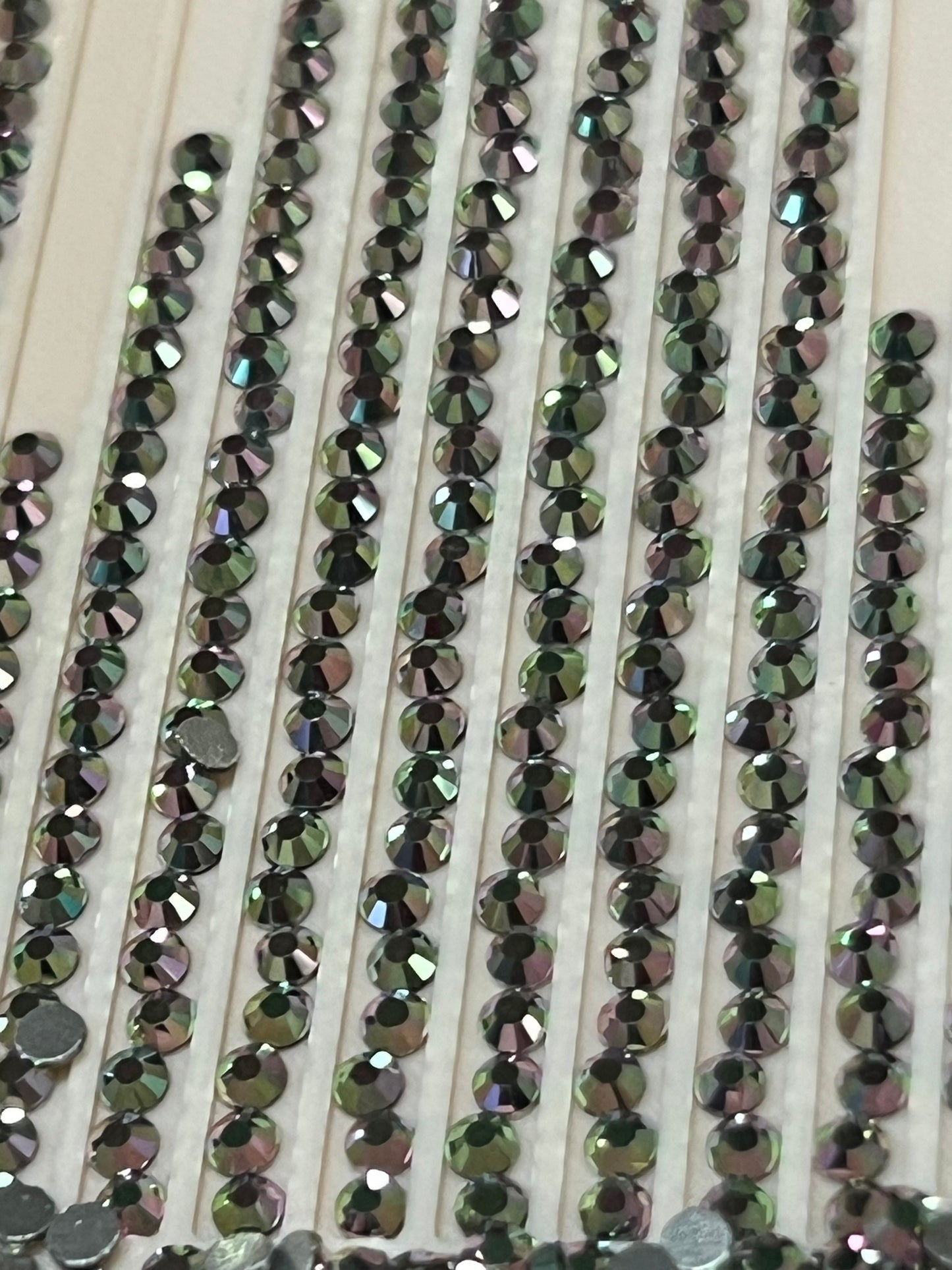 Celestial Glass: Forge – Metallic Pinkish Green