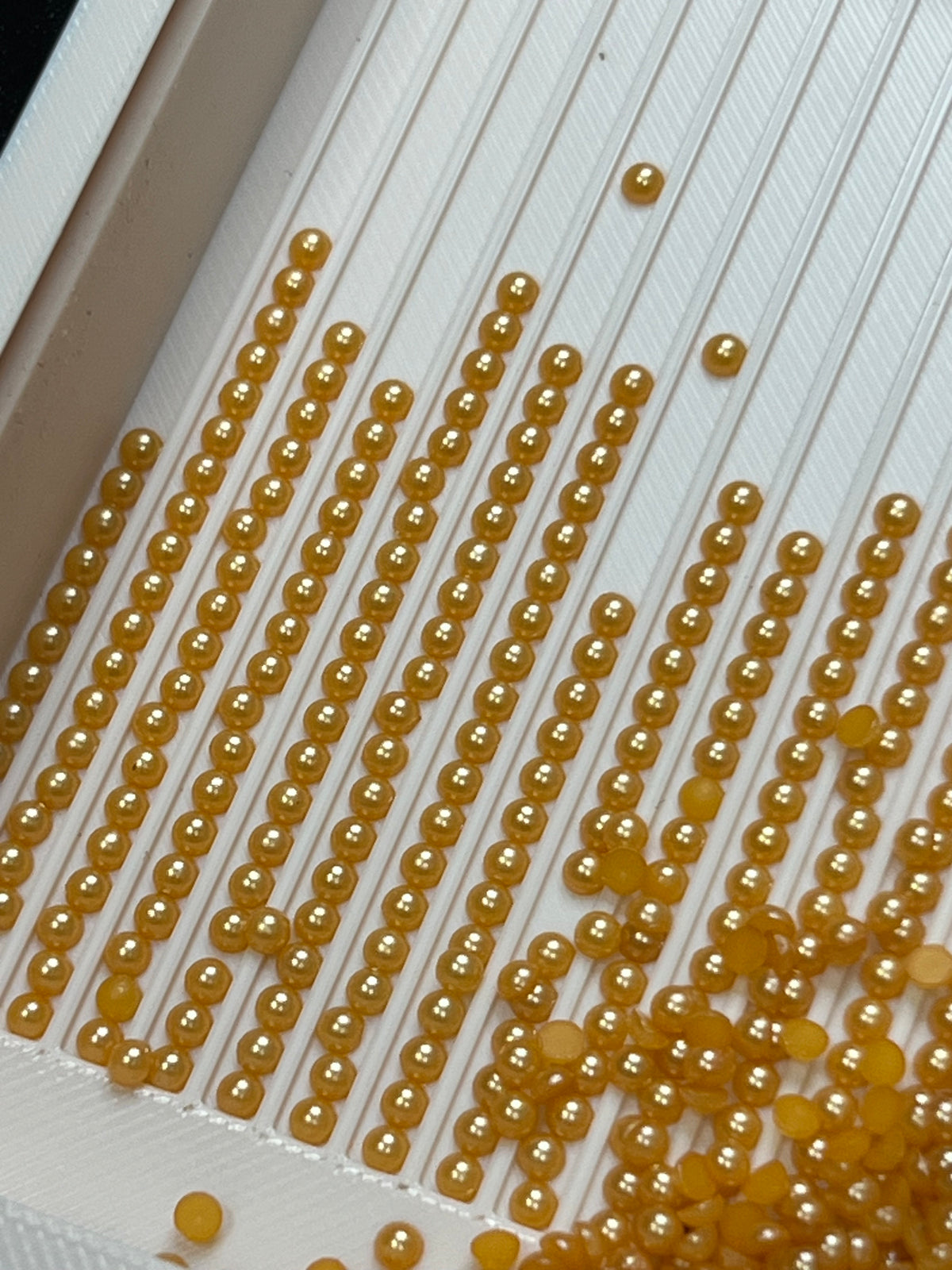 Luna Pearls – FP52 Butterscotch