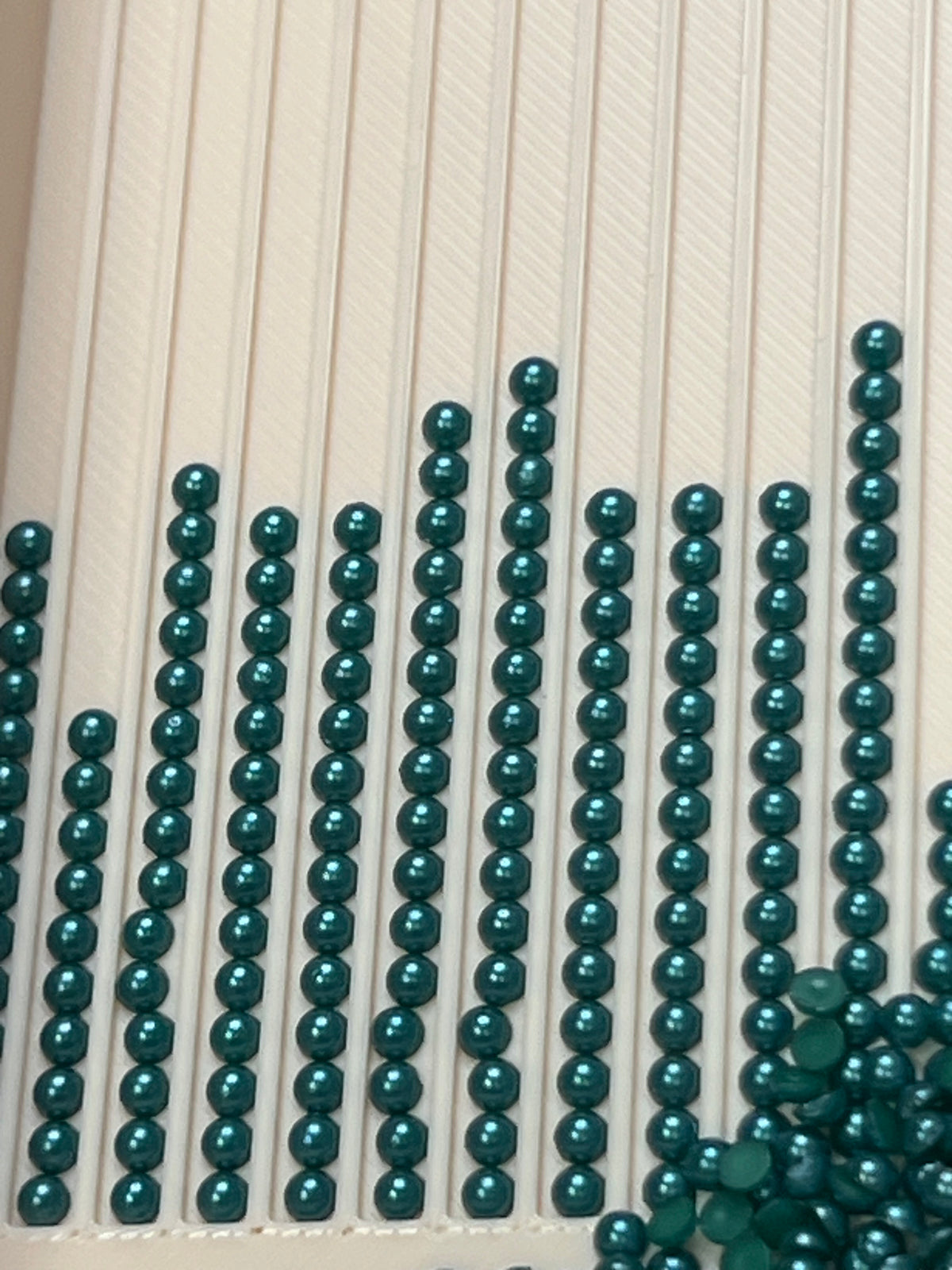 Luna Pearls – FP43 Deep Teal