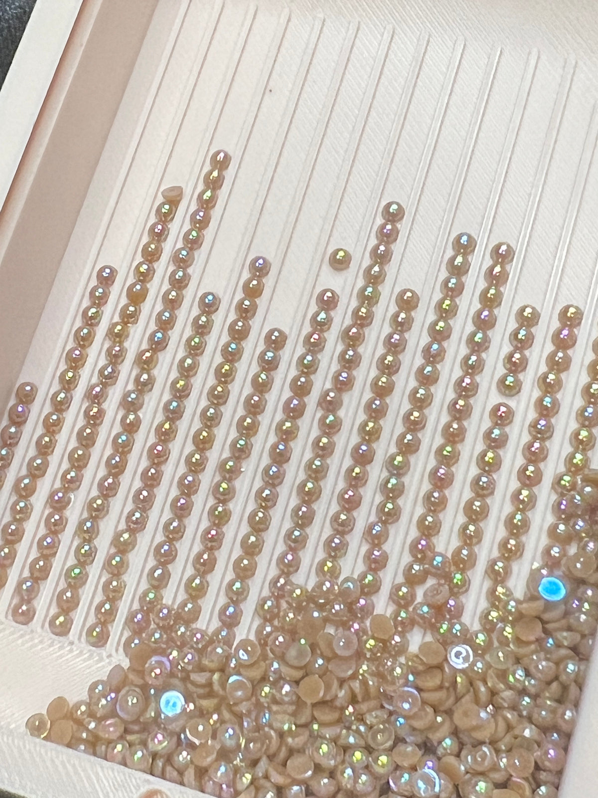 Luna Pearls AB – FA34 Mushroom Mist