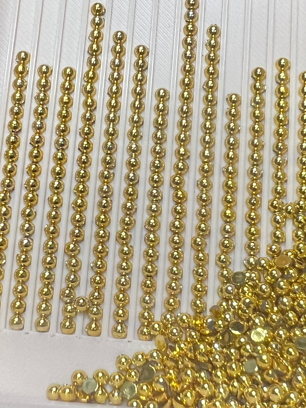 Luna Pearls AB – FA40 Gilded Moon