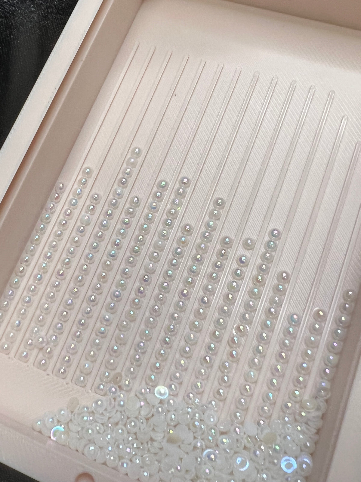 Luna Pearls AB – FA02 Moonlit Crystal