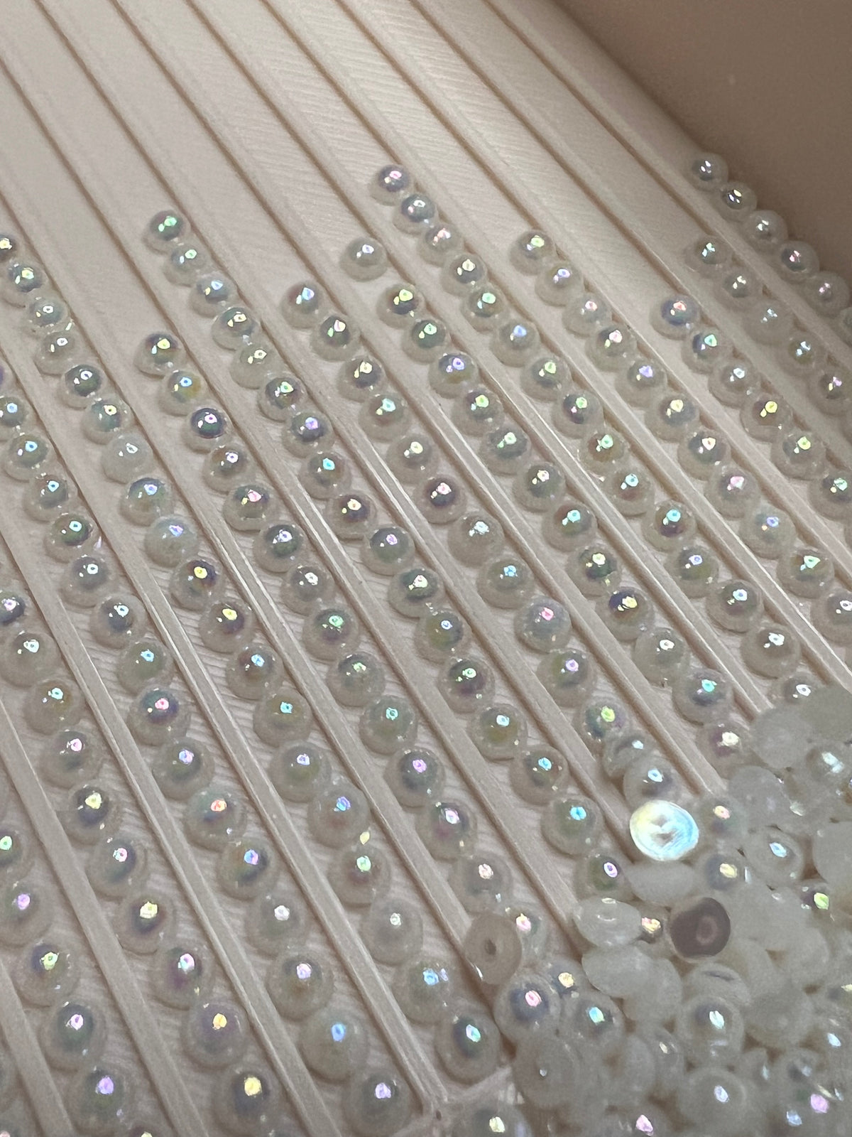 Luna Pearls AB – FA02 Moonlit Crystal