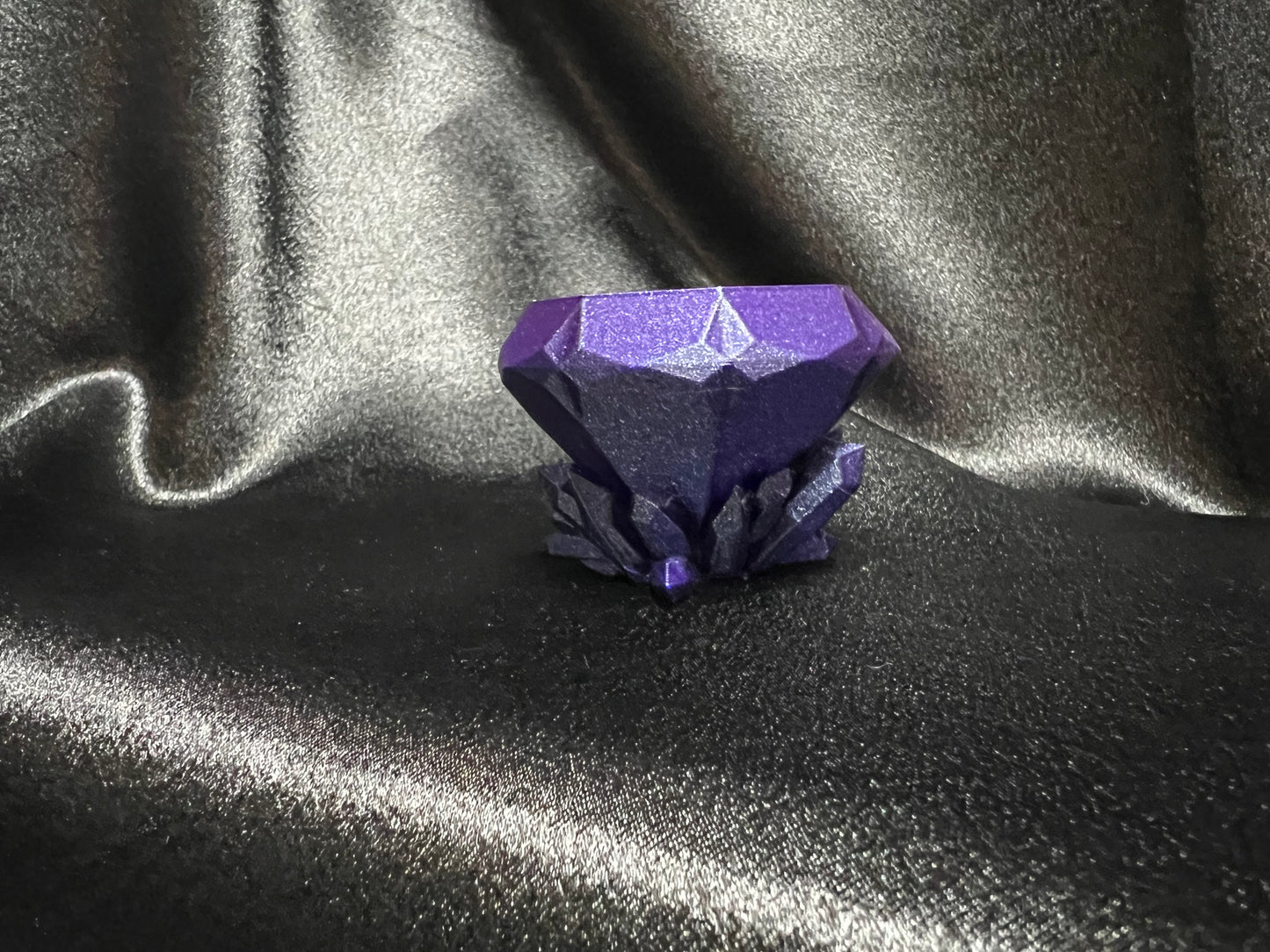 Amethyst Hoard Trash Minder