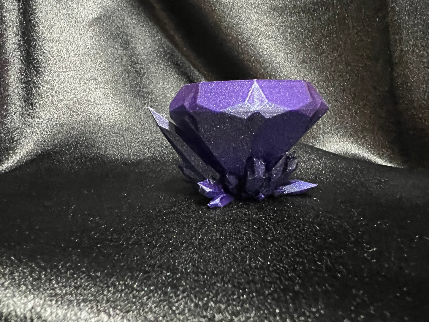 Amethyst Hoard Trash Minder
