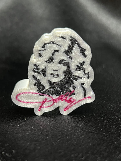 The Queen of Extra — Straw Topper
