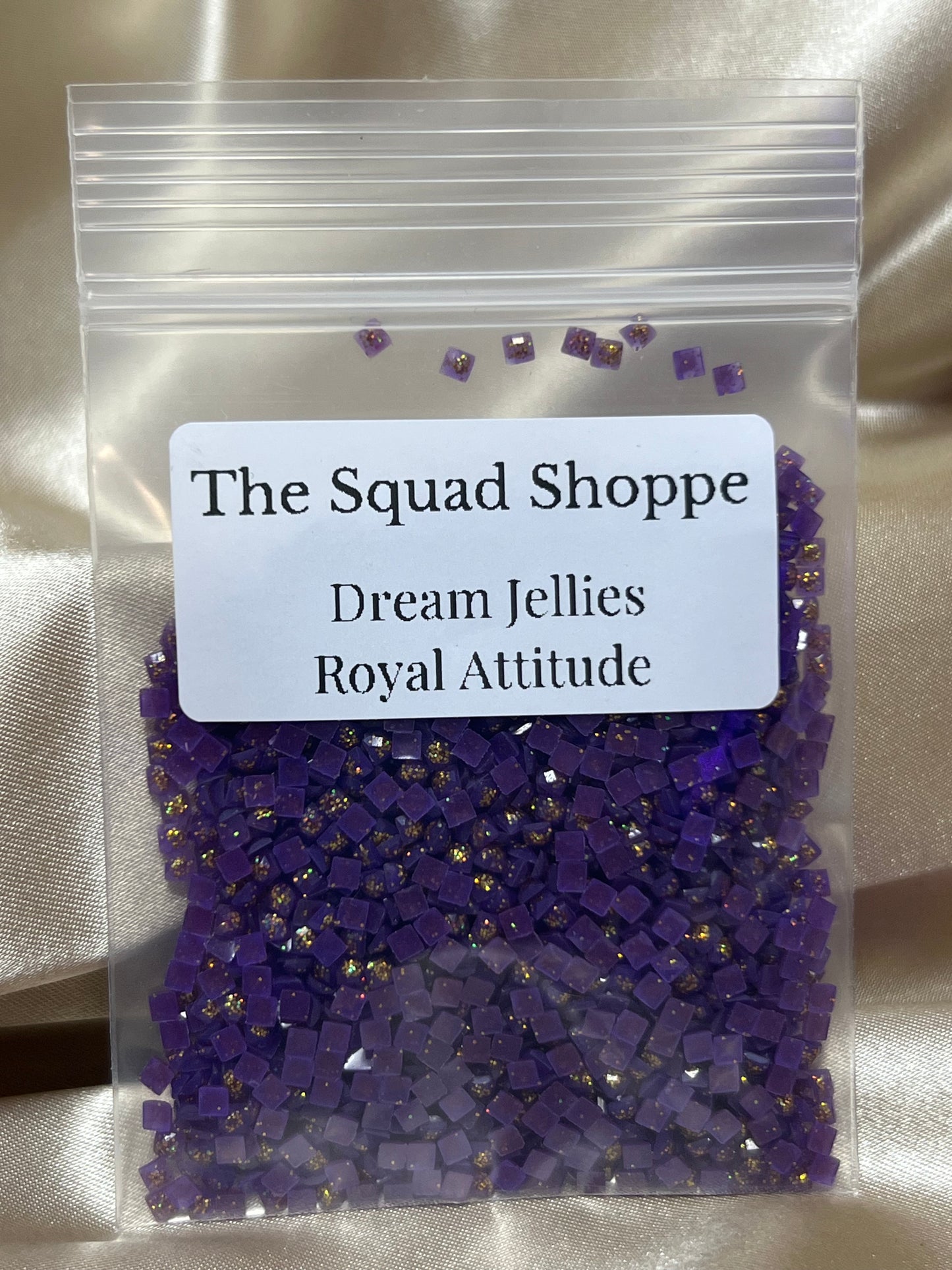 Dream Jellies XC-007 - Square - Royal Attitude