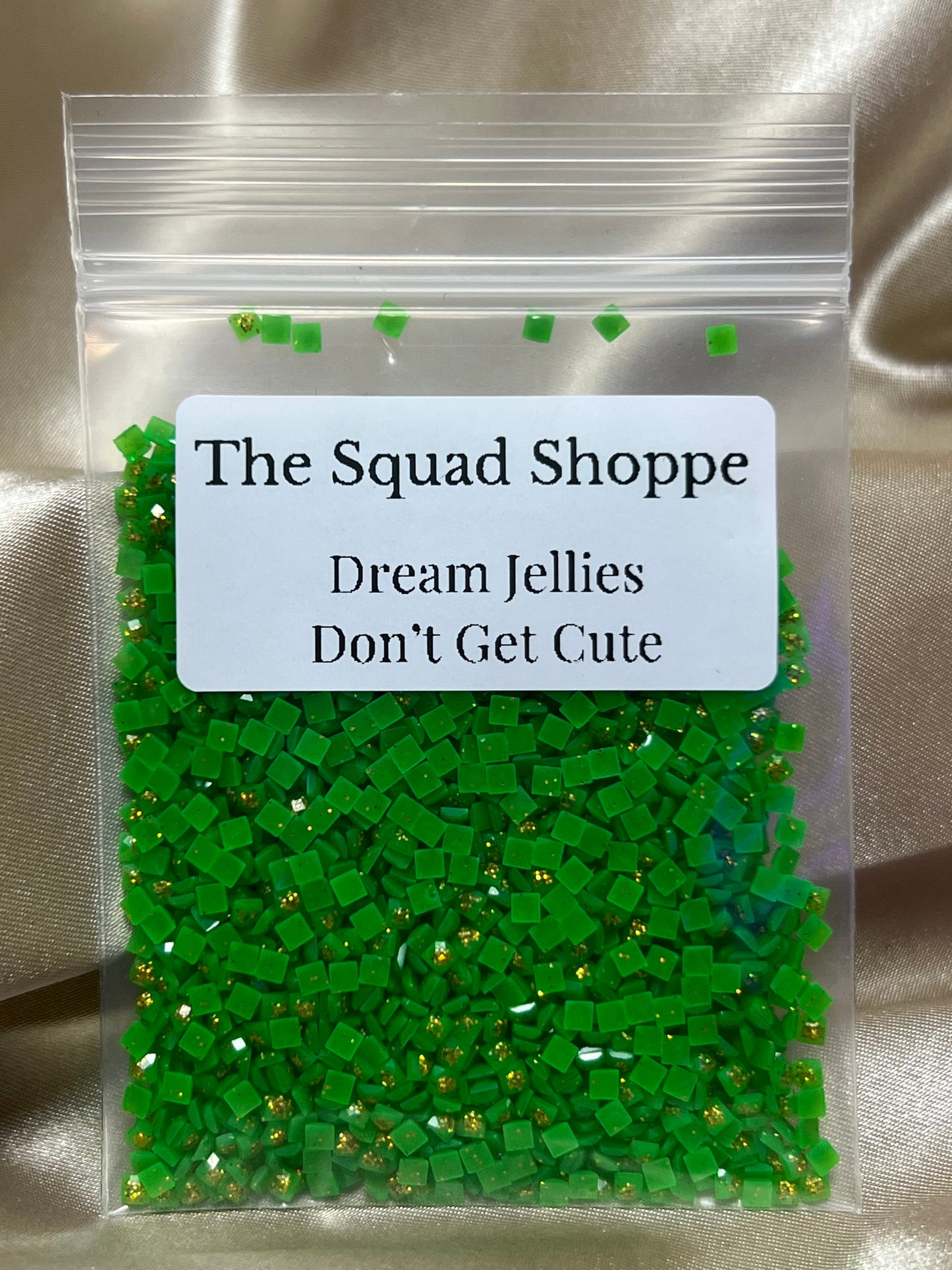 Dream Jellies XC-022- Square - Don’t Get Cute 💚✨