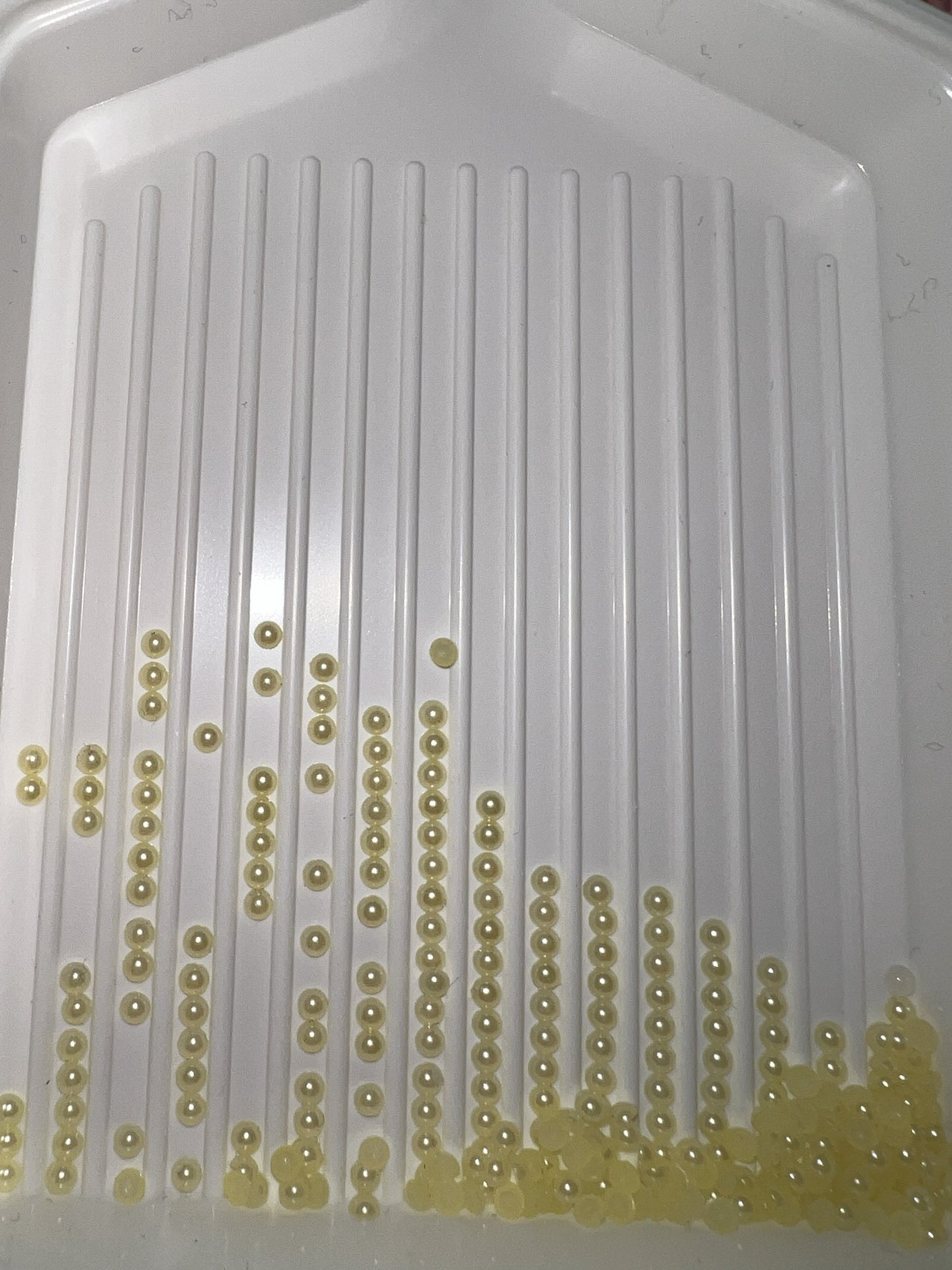 Radiant Realms: Luna Pearls