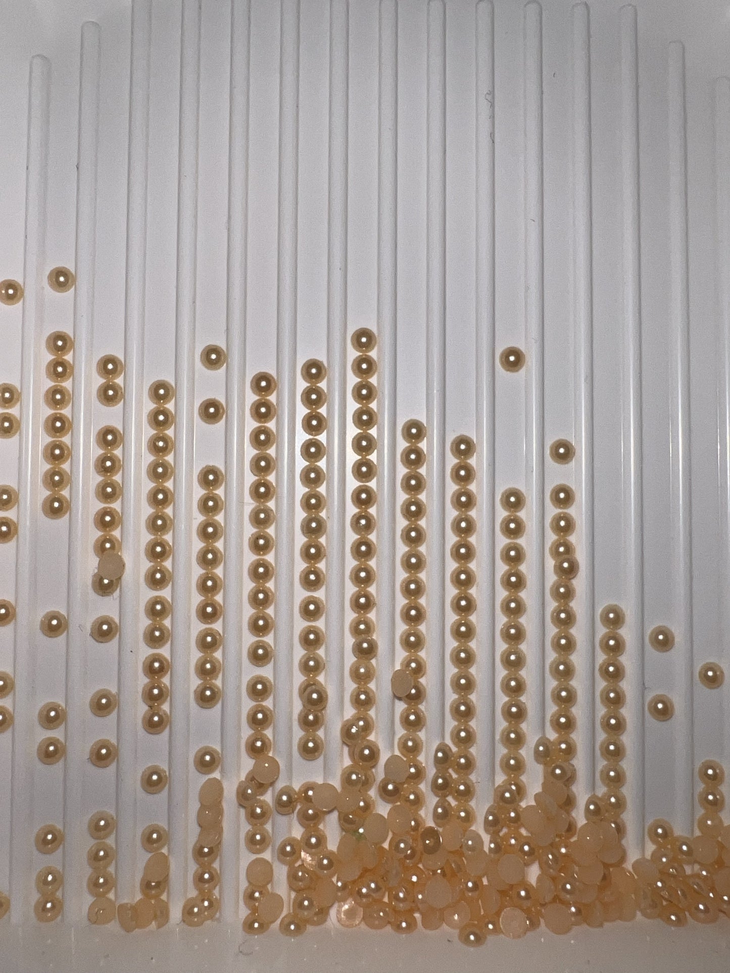 Radiant Realms: Luna Pearls