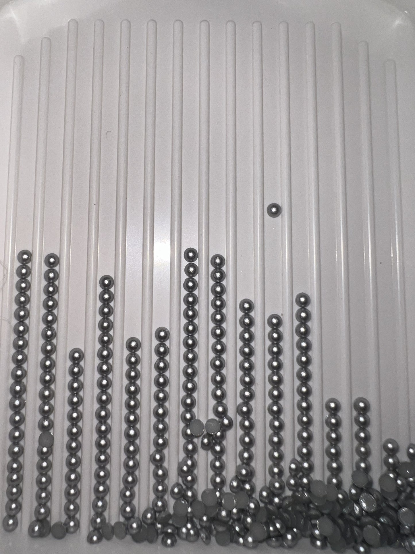 Radiant Realms: Luna Pearls